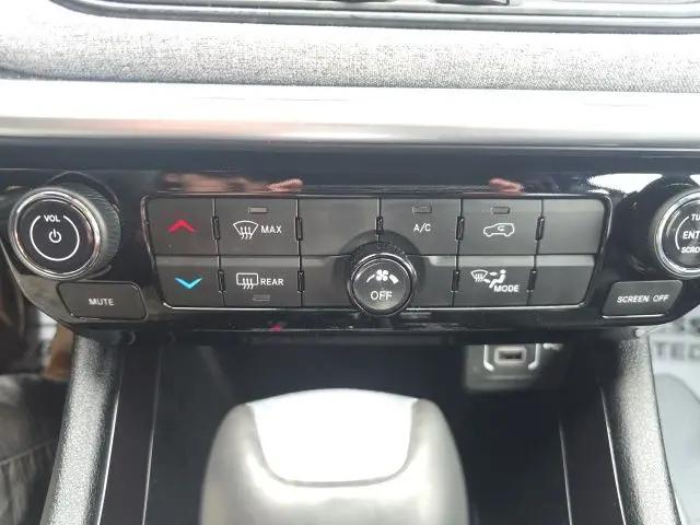 2024 Jeep Compass Latitude Lux FWD
