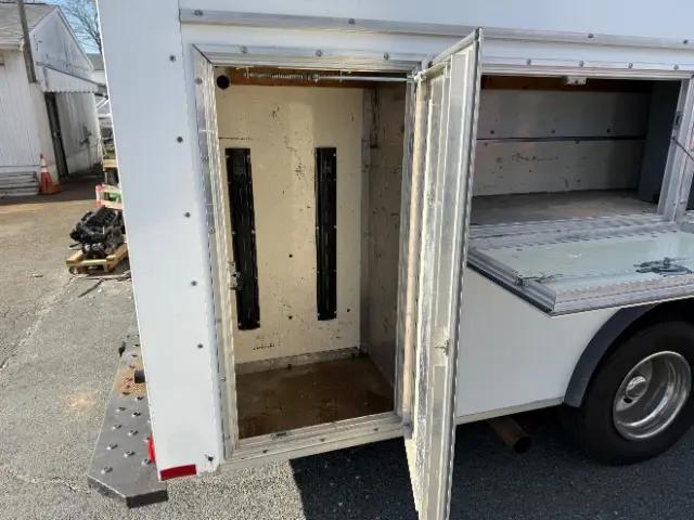 2006 Ford E-450 Cutaway E-450