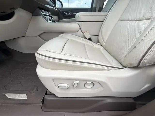 2024 GMC Yukon 4WD Denali