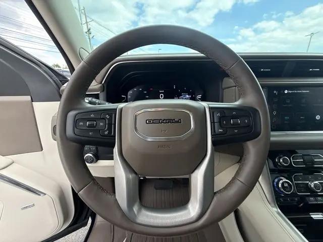 2024 GMC Yukon 4WD Denali