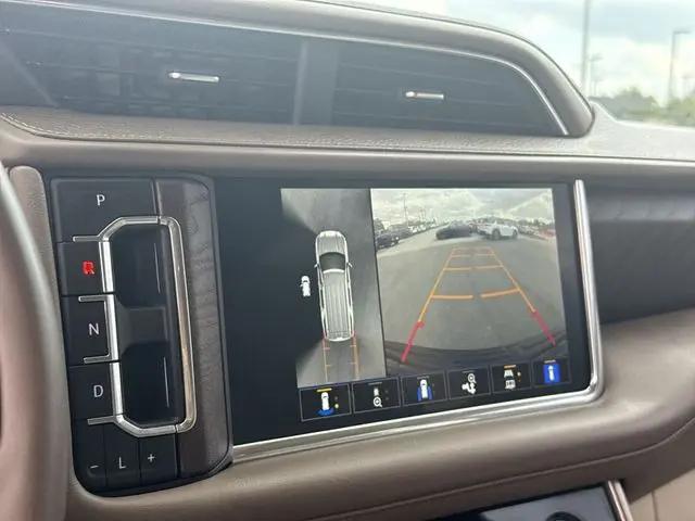 2024 GMC Yukon 4WD Denali
