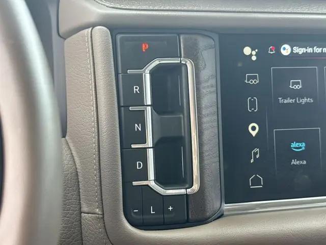 2024 GMC Yukon 4WD Denali