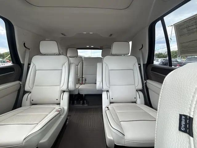 2024 GMC Yukon 4WD Denali