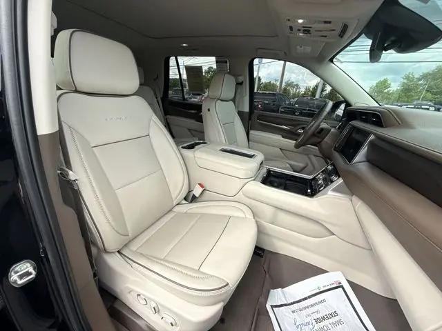 2024 GMC Yukon 4WD Denali