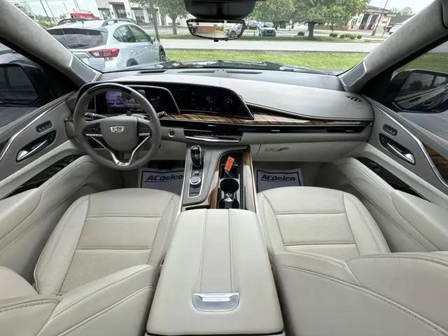 2024 Cadillac Escalade Sport Platinum