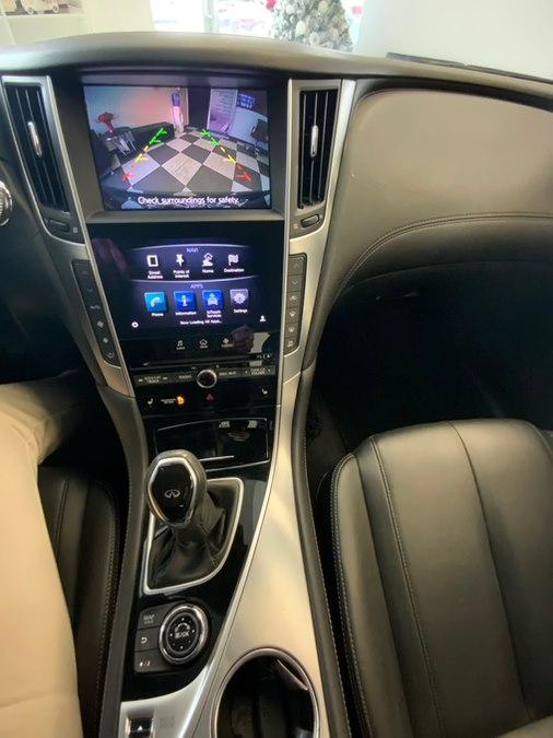 2017 INFINITI Q60 2.0t Premium