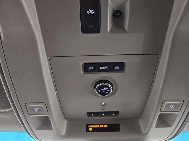 2020 Chevrolet Suburban 4WD Premier