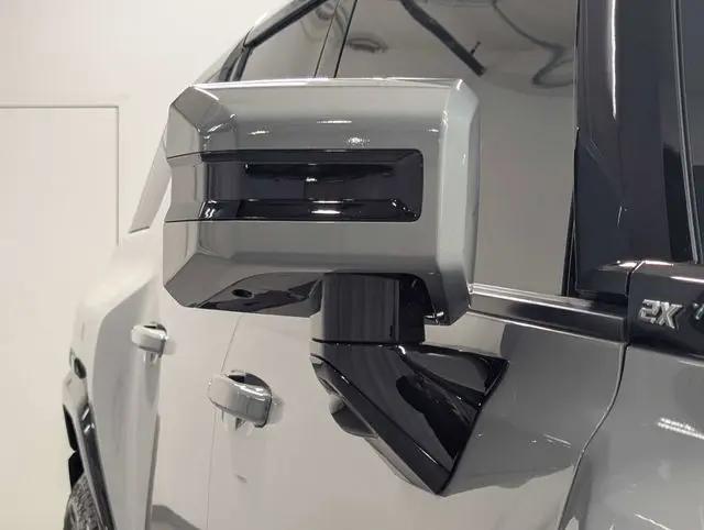 2024 GMC HUMMER EV 2X