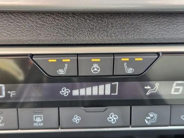 2025 Nissan Altima SL FWD
