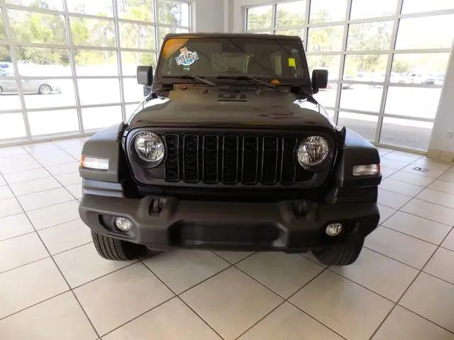 2025 Jeep Wrangler 4-Door Summit 4x4