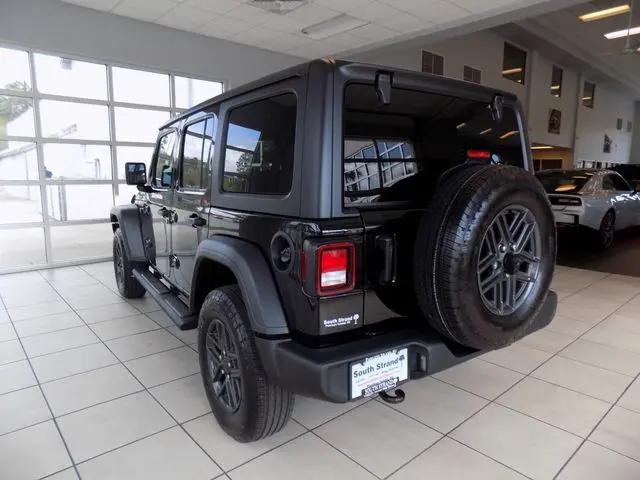 2025 Jeep Wrangler 4-Door Summit 4x4