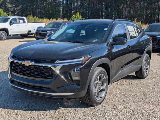 2026 Chevrolet Trax FWD LT