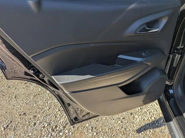 2026 Chevrolet Trax FWD LT