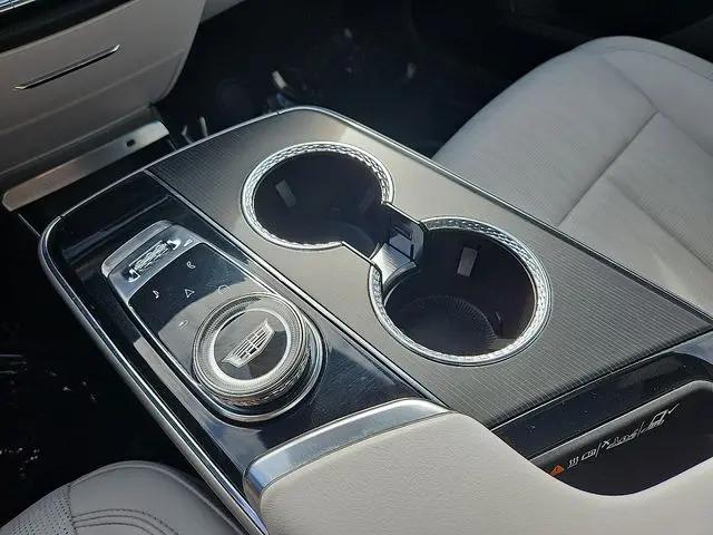 2024 Cadillac iQ Sport w/1SF
