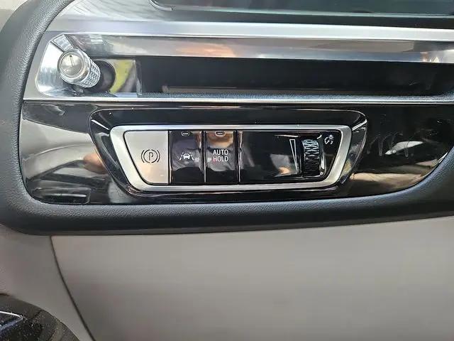 2024 Cadillac iQ Sport w/1SF