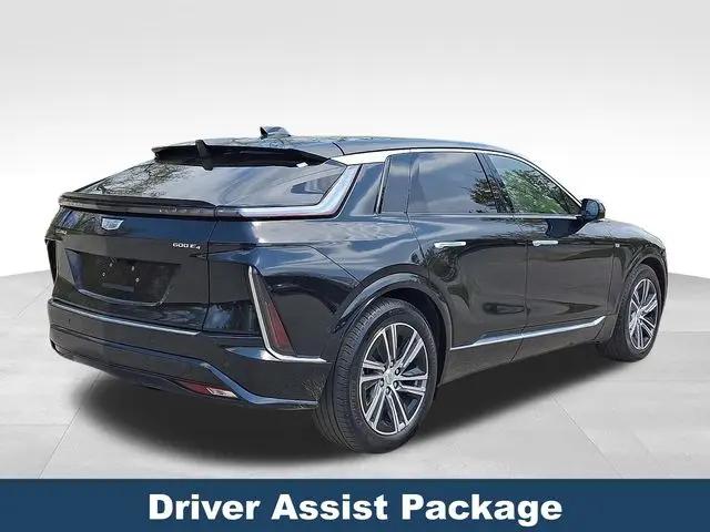 2024 Cadillac iQ Luxury w/1SC