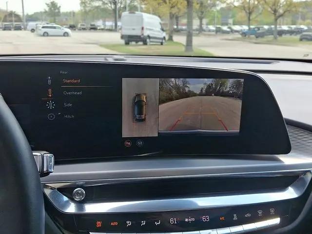 2024 Cadillac iQ Luxury w/1SC
