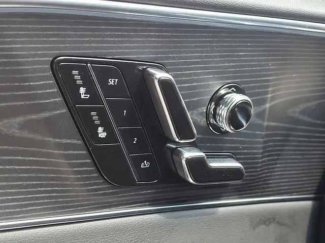 2024 Cadillac iQ Luxury w/1SC