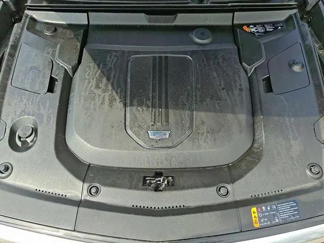2024 Cadillac iQ Luxury w/1SC