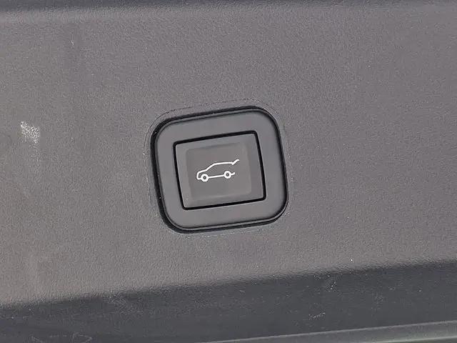 2024 Cadillac iQ Luxury w/1SC