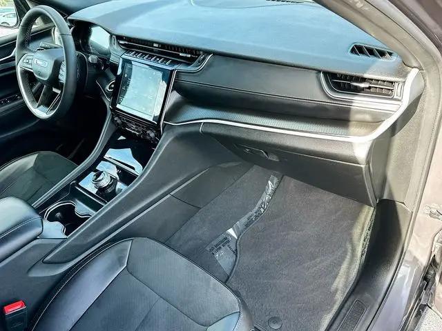 2024 Jeep Grand Cherokee L Altitude X 4x4