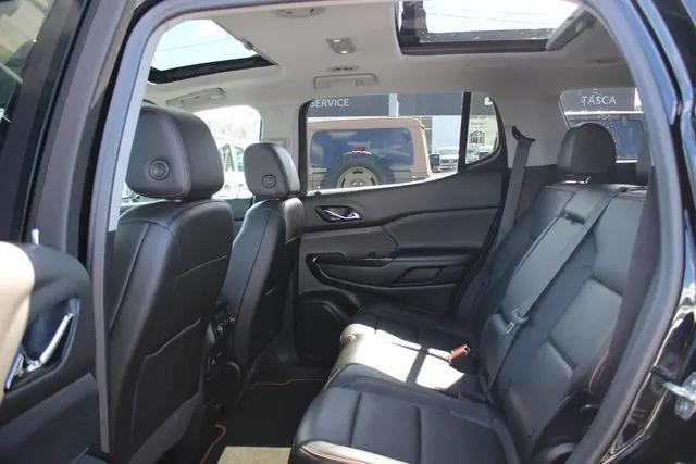 2021 GMC Acadia AWD AT4