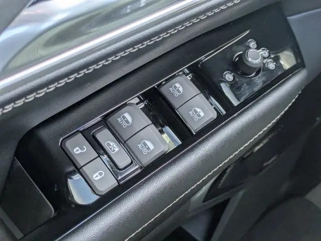 2026 Jeep Grand Wagoneer Limited Reserve 4x4