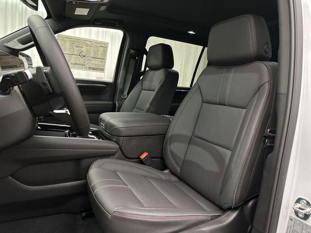 2026 Chevrolet Suburban RST, 4WD
