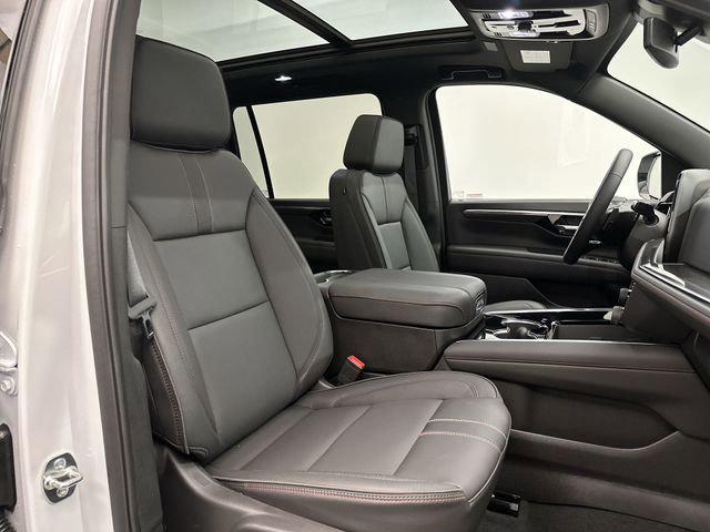 2026 Chevrolet Suburban RST, 4WD