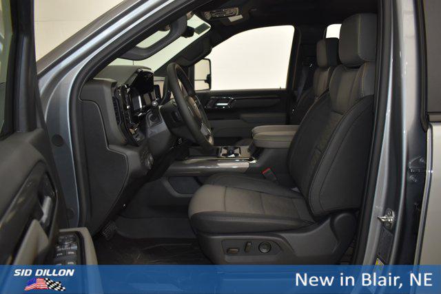2026 Chevrolet Silverado 2500HD Crew Cab, Standard Bed, XR2, 4WD