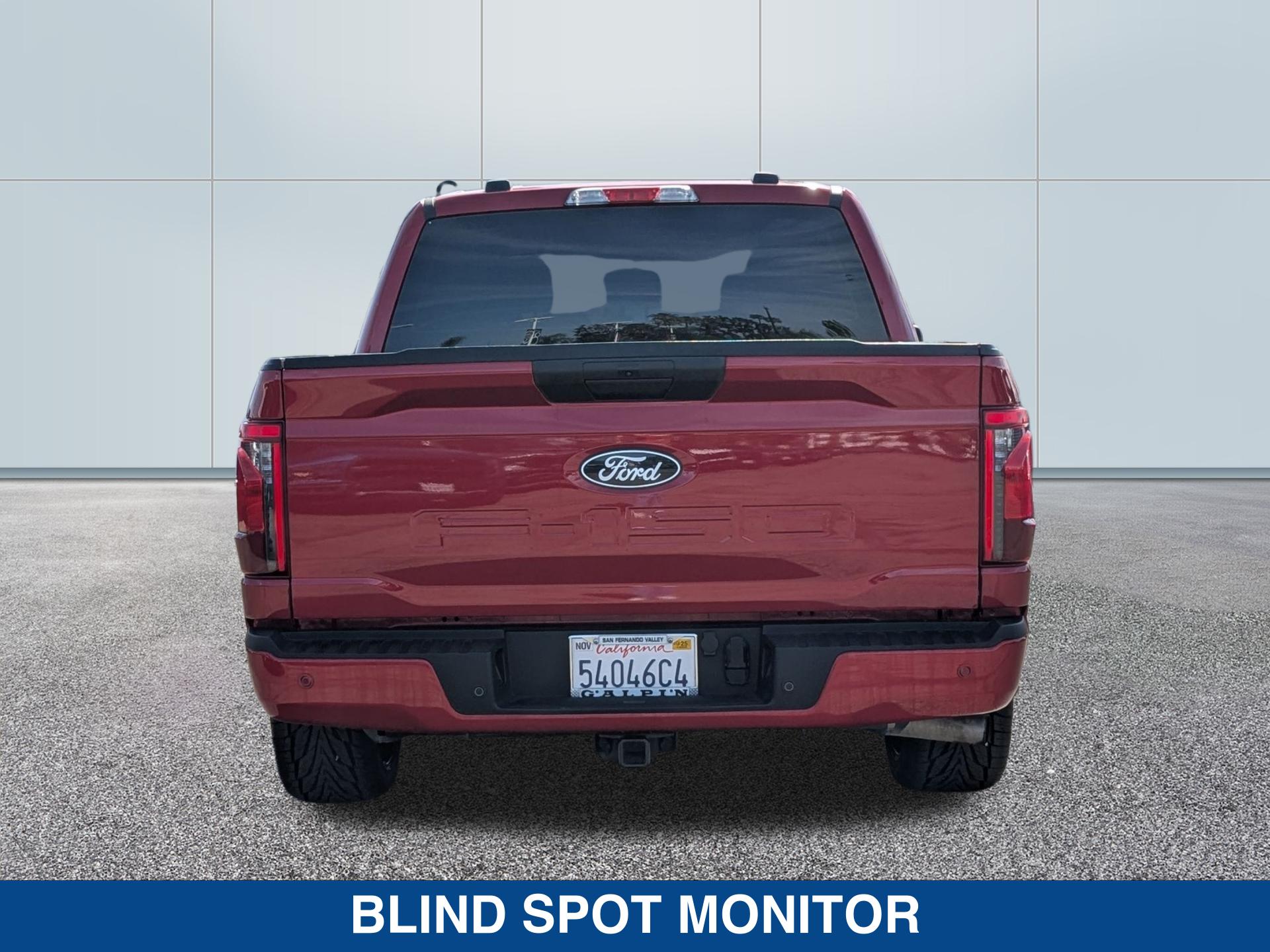 View vehicle photo 4