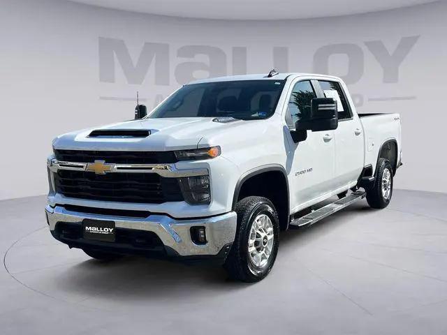 2025 Chevrolet Silverado 2500HD 4WD Crew Cab Standard Bed LT for sale in Charlottesville, VA