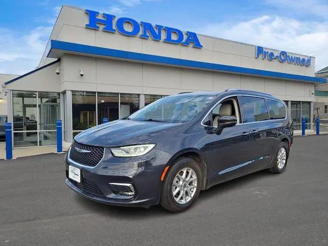 2021 Chrysler Pacifica Touring L for sale in Mahwah, NJ