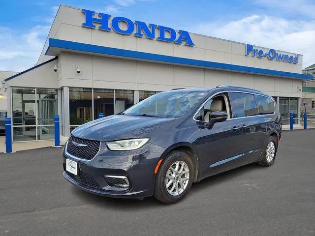 2021 Chrysler Pacifica Touring L for sale in Mahwah, NJ
