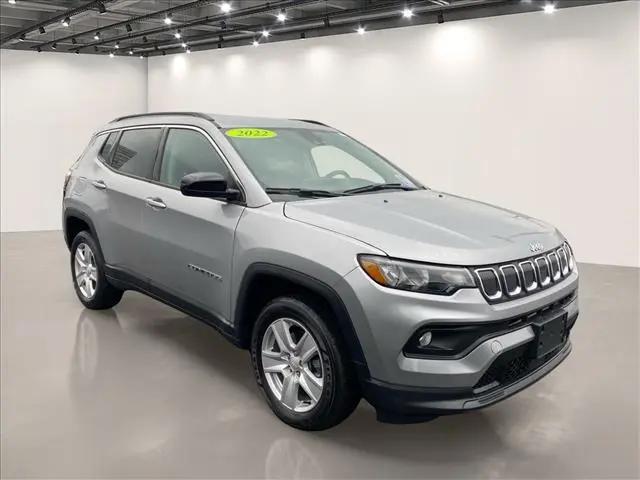 2022 Jeep Compass Latitude 4x4 for sale in Williamsville, NY