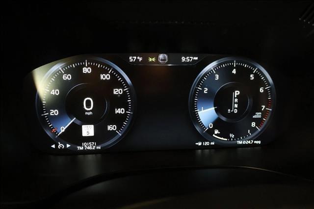 2019 Volvo XC60 T6 Momentum