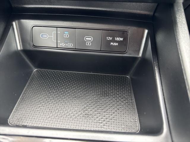 2025 Hyundai Santa Cruz SE