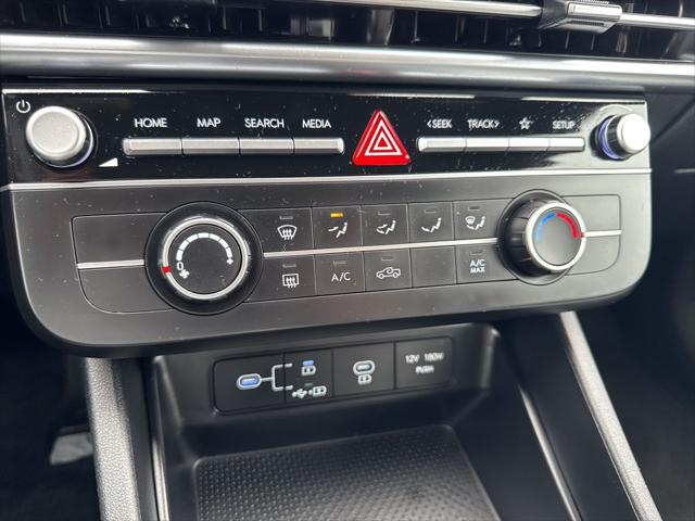 2025 Hyundai Santa Cruz SE