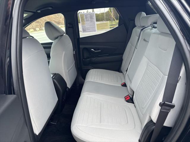 2025 Hyundai Santa Cruz SE