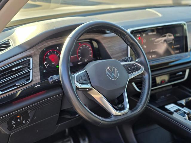 2024 Volkswagen Atlas 2.0T SEL Premium R-Line
