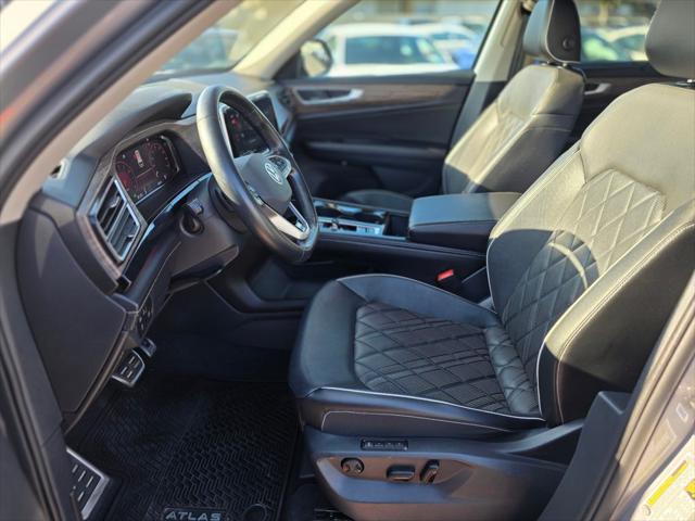 2024 Volkswagen Atlas 2.0T SEL Premium R-Line