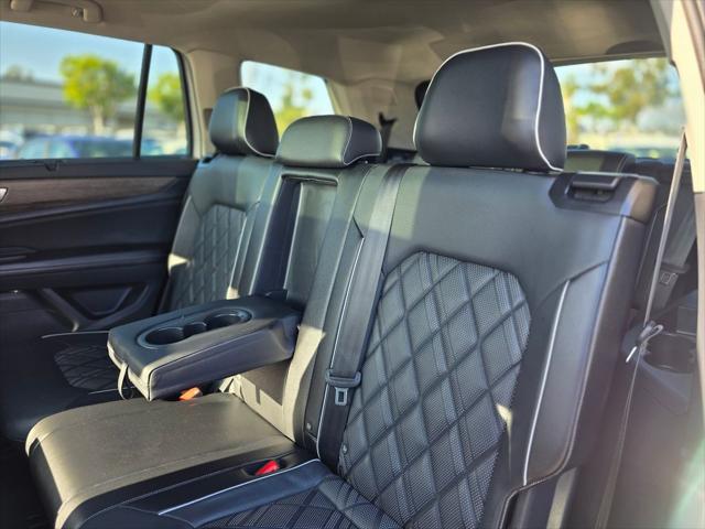 2024 Volkswagen Atlas 2.0T SEL Premium R-Line