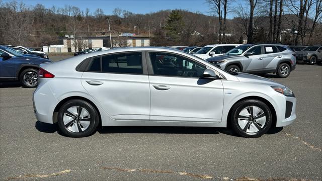 2018 Hyundai IONIQ Hybrid Blue