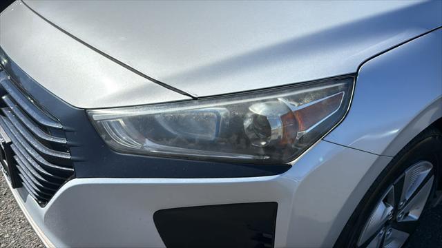 2018 Hyundai IONIQ Hybrid Blue