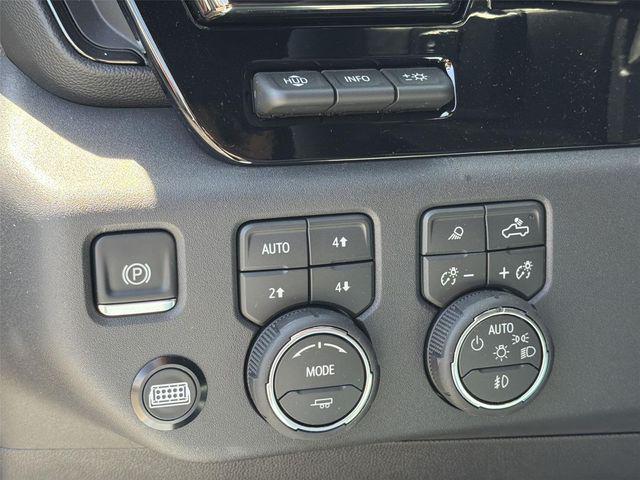 2026 Chevrolet Silverado 1500 4WD Crew Cab Short Bed ZR2