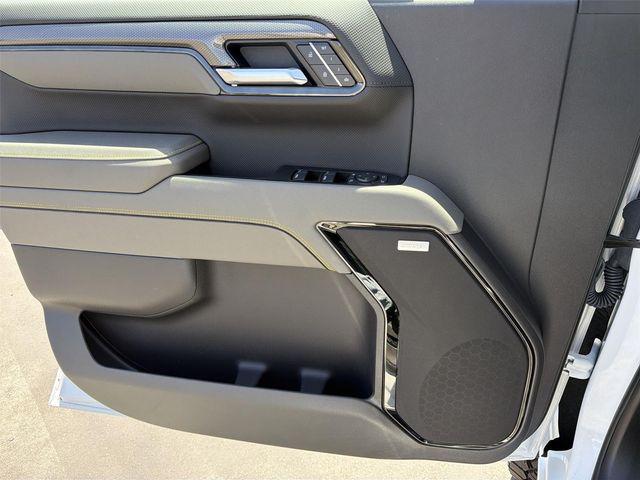 2026 Chevrolet Silverado 1500 4WD Crew Cab Short Bed ZR2
