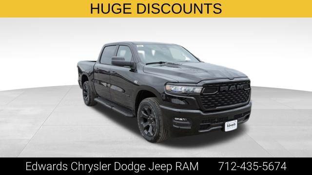 2026 RAM Ram 1500 RAM 1500 EXPRESS CREW CAB 4X4 57 BOX