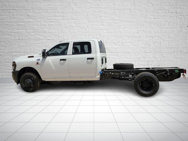 2026 RAM Ram 3500 Chassis Cab RAM 3500 TRADESMAN CREW CAB CHASSIS 4X4 60 CA