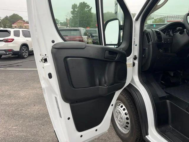2026 Ram ProMaster Cargo Van Tradesman High Roof 159 WB w/Pass Seat