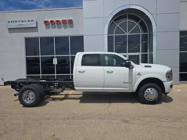 2026 RAM Ram 3500 Chassis Cab RAM 3500 BIG HORN CREW CAB CHASSIS 4X4 60 CA